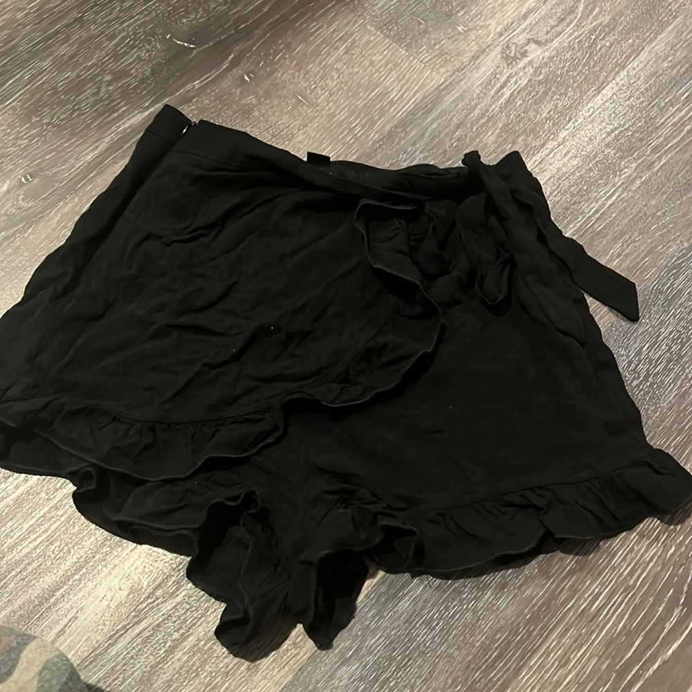 Black skirt flowy with built in shorts